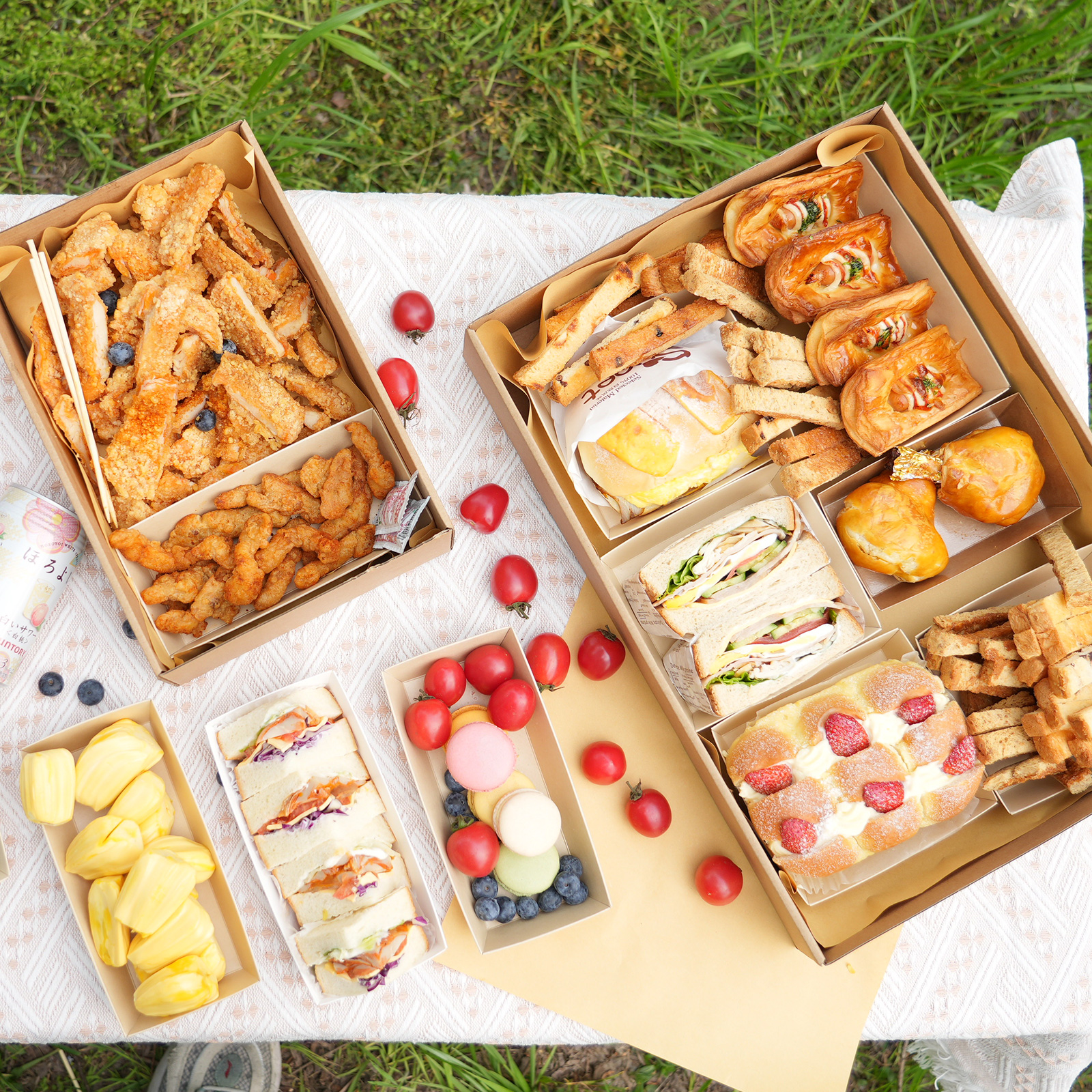 Picnic Kraft Paper Cake Boxes Clear Windows Dessert Fruit Packing Eco-friendly Food Container Home Kitchen Takeaway Party Event - Image 8