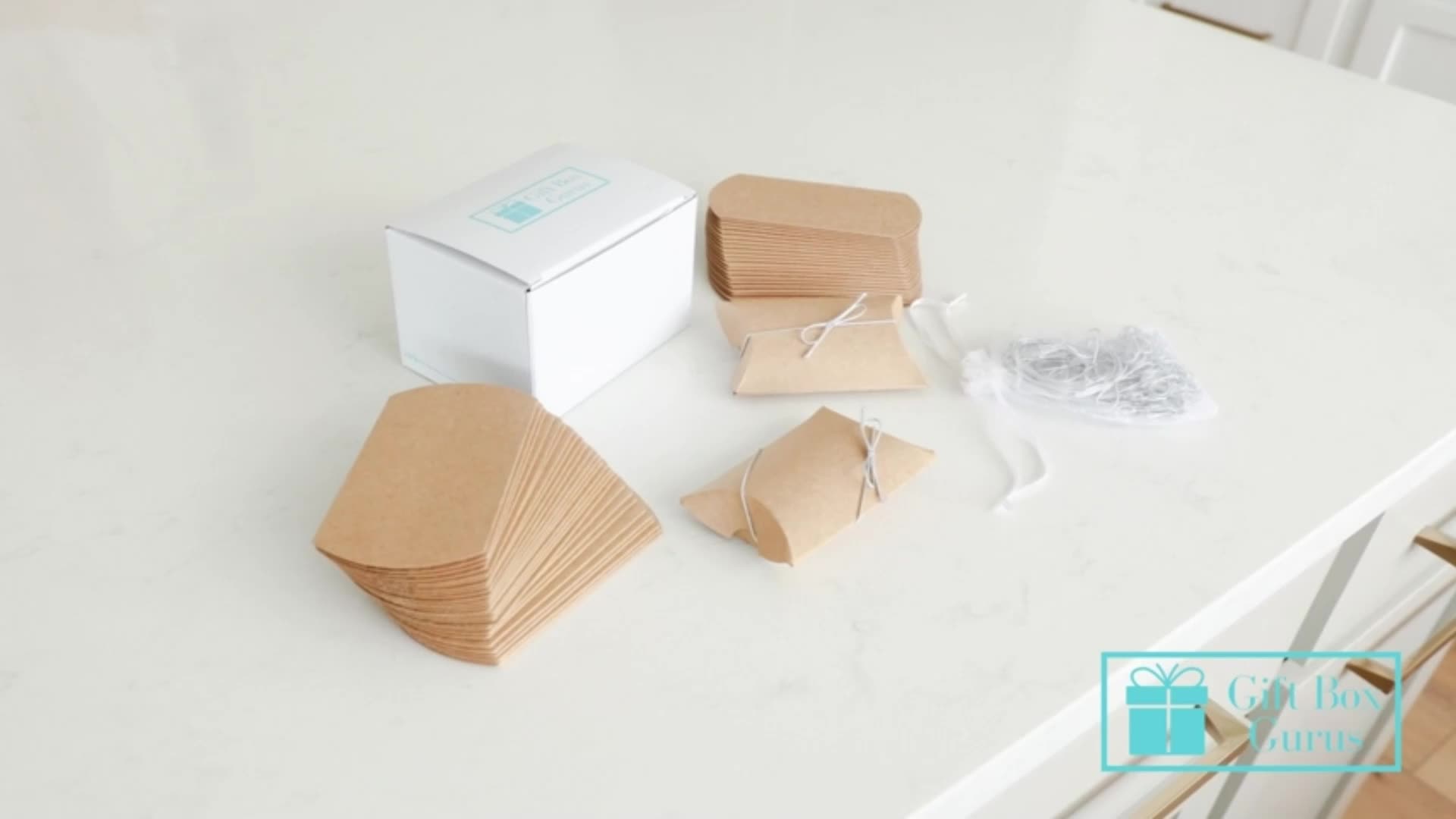 Uchampak- Kraft Pillow Boxes Gift Boxes, Mini Favor Boxes for Packaging Small Business Jewelry Window & Foldable Pak