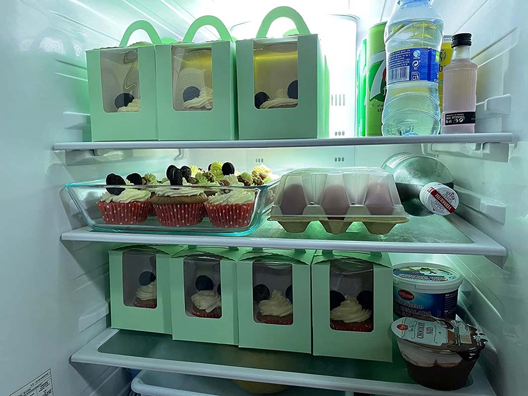 Uchampak - Disposable take away sushi box, packing box with PVC window Natural craft paper box Window & Foldable Pak - Image 3