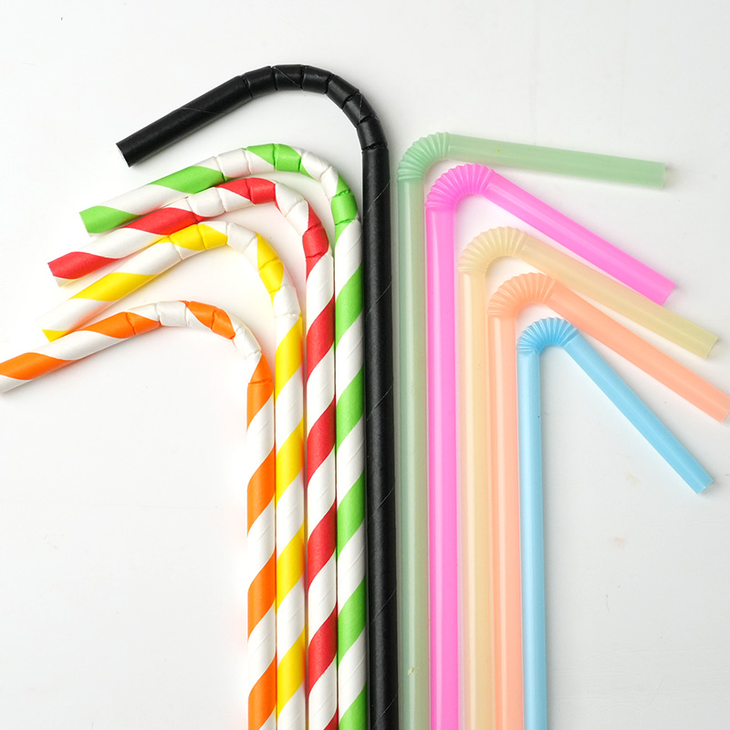 Uchampak Custom Biodegradable Paper and PLA Straws for Coffee, Bar & Cocktail Drinks